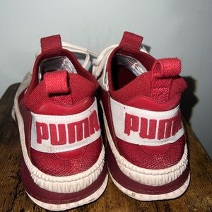 Puma Sneakers